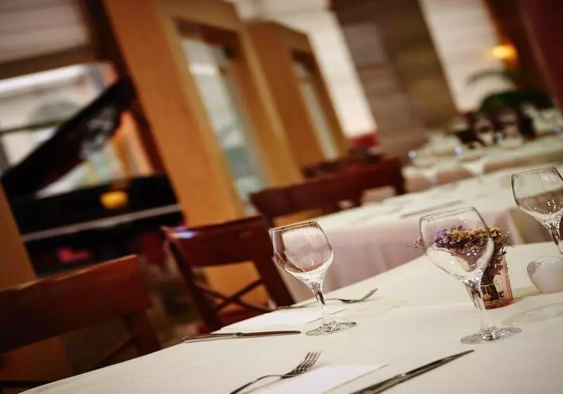 Fotos del hotel Gran Hotel De Ferrol:  24