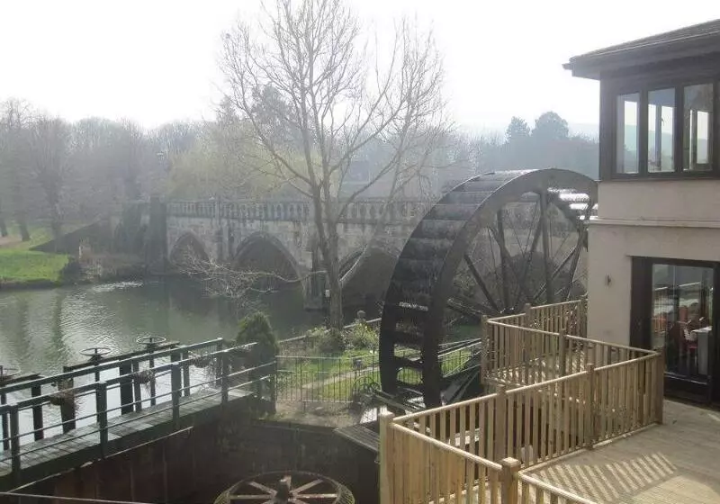 Fotos del hotel Old Mill Hotel & Lodge:  19