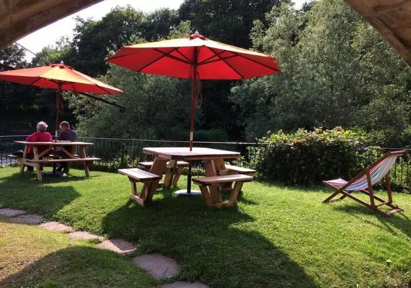 Fotos del hotel Old Mill Hotel & Lodge:  14