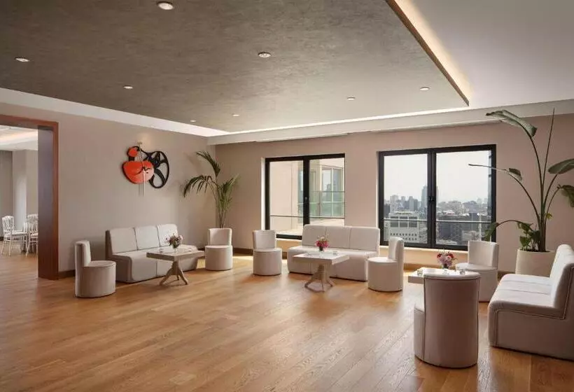 Mövenpick Hotel Istanbul