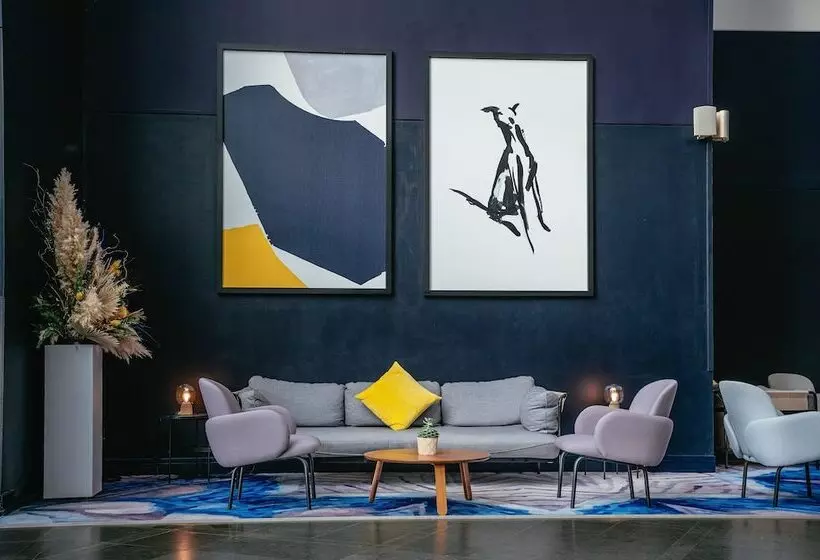 Voco St. David's Cardiff, An Ihg