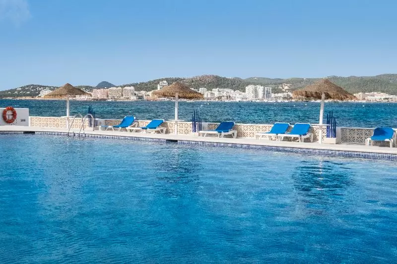 Fotos del hotel Azuline Es Mar Amantis & Ii:  38