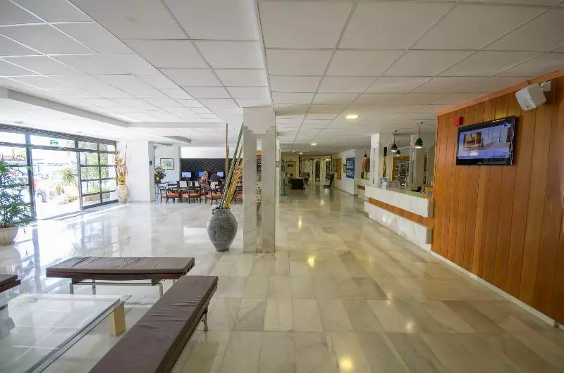 Fotos del hotel Azuline Es Mar Amantis & Ii:  3