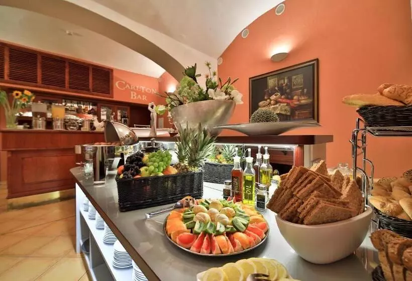 Fotos del hotel Carlton:  4