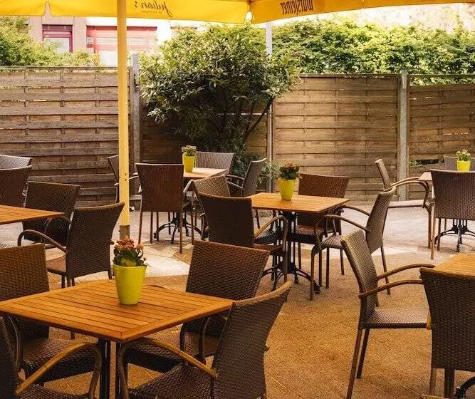 Fotos del hotel Courtyard By Marriott Düsseldorf Seestern:  4