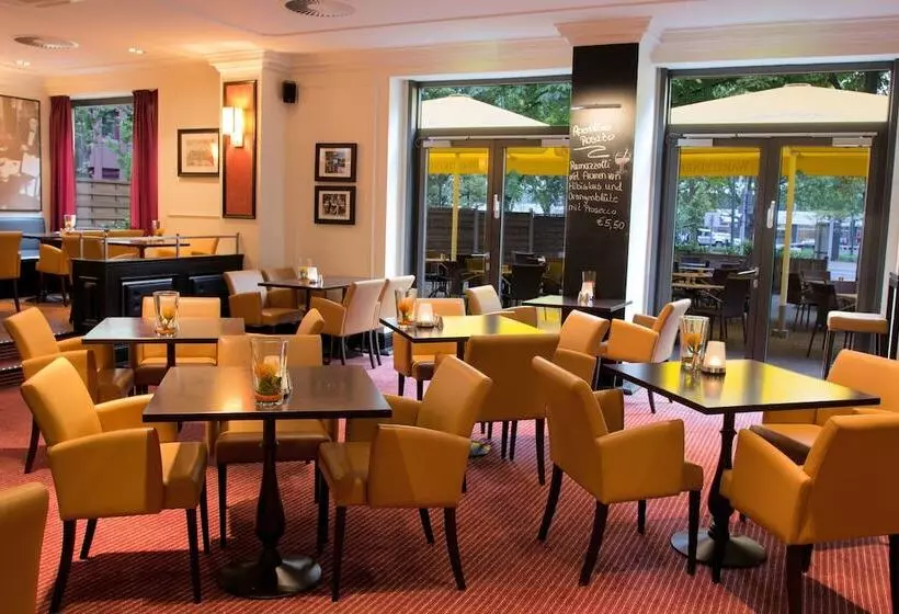 Fotos del hotel Courtyard By Marriott Düsseldorf Seestern:  11