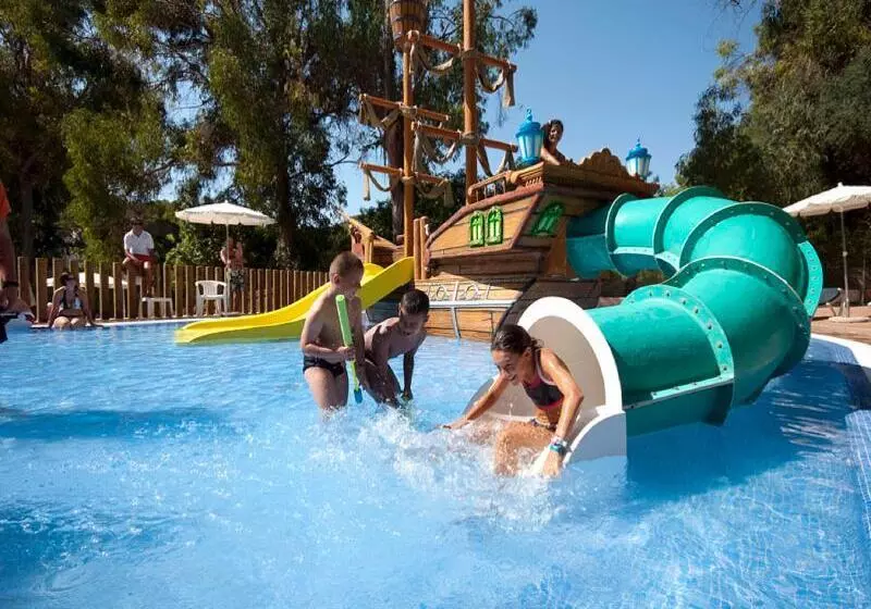 Fotos del hotel Golden Bahía De Tossa & Spa 4* Sup:  18