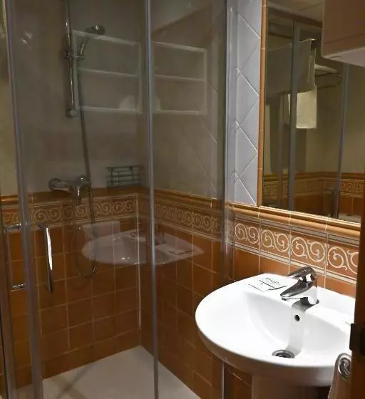 Fotos del hotel Doña Catalina:  9