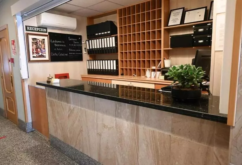 Fotos del hotel Doña Catalina:  6