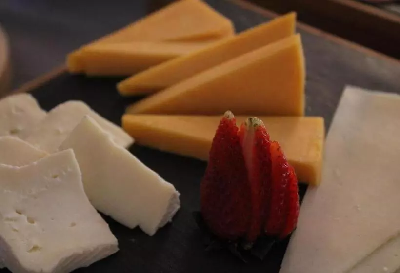 Fotos del hotel Llenaire:  4