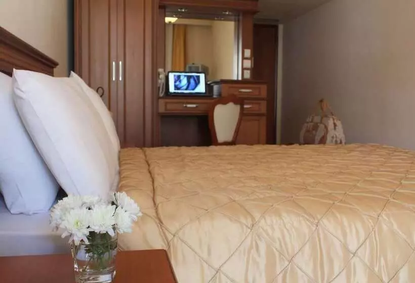 Fotos del hotel Famissi:  18