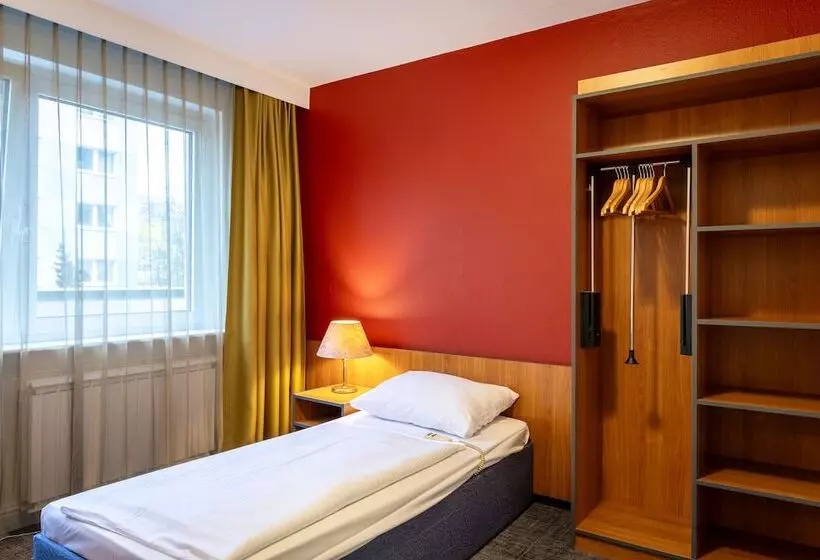 Good Morning + Berlin City East