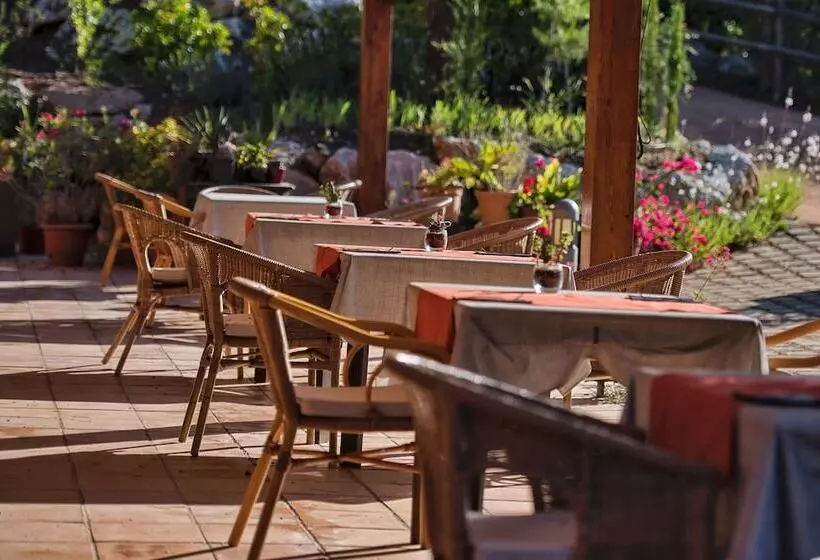 Fotos del hotel Mas Ses Vinyes  Adults Only:  18