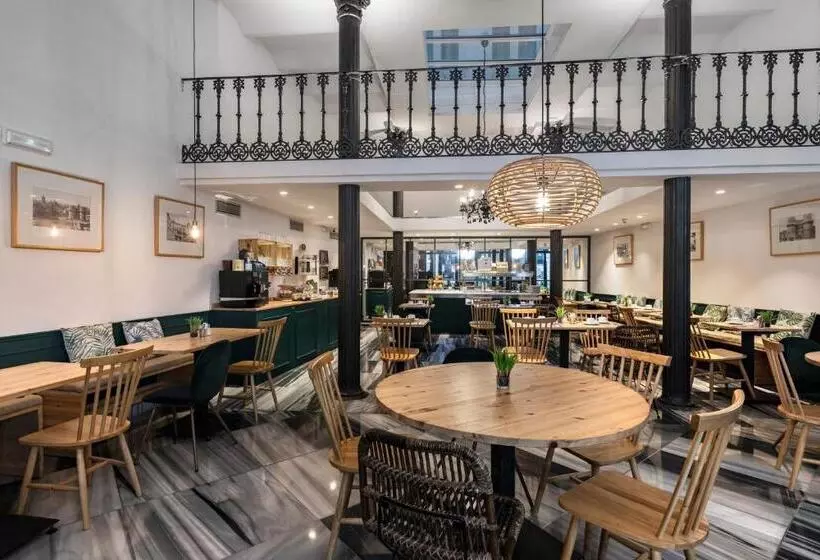 Fotos del hotel Petit Palace Plaza De La Reina:  18