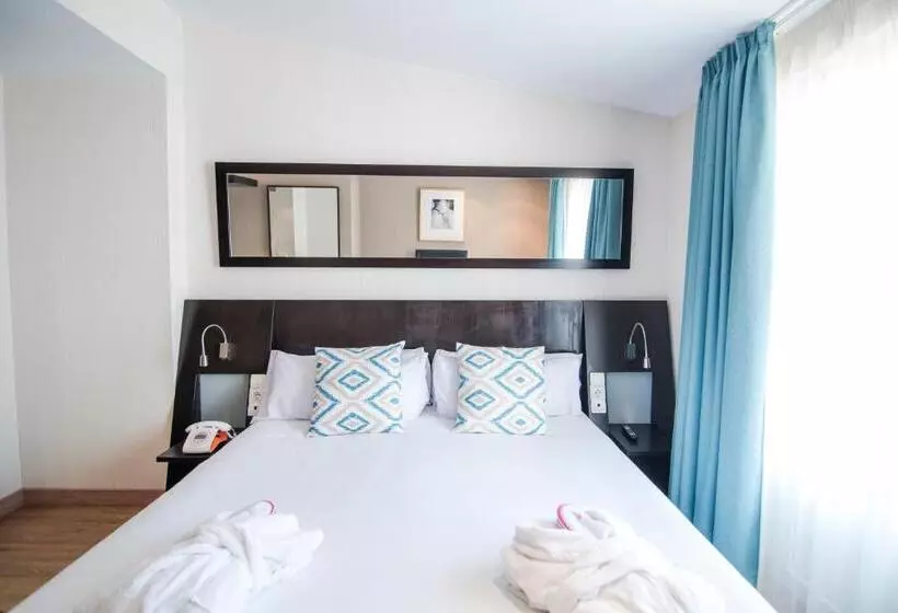 Fotos del hotel Petit Palace Plaza De La Reina:  24