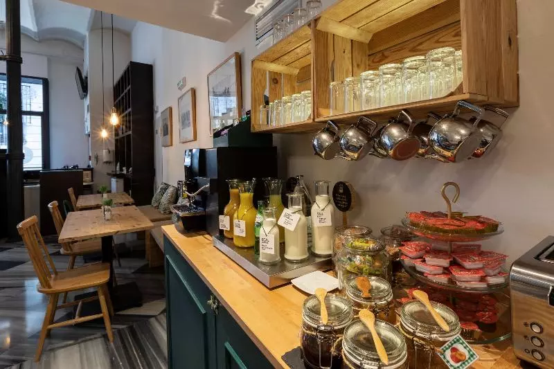 Fotos del hotel Petit Palace Plaza De La Reina:  12