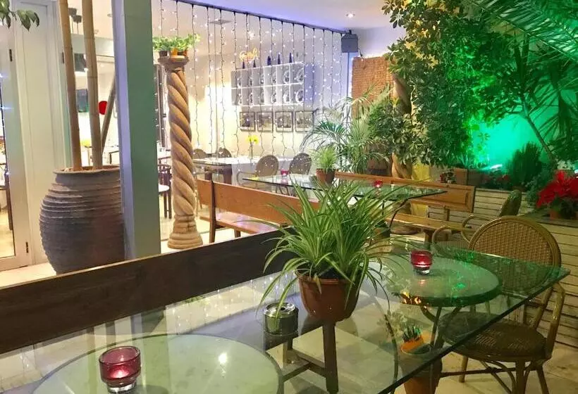 Fotos del hotel Calasanz:  5
