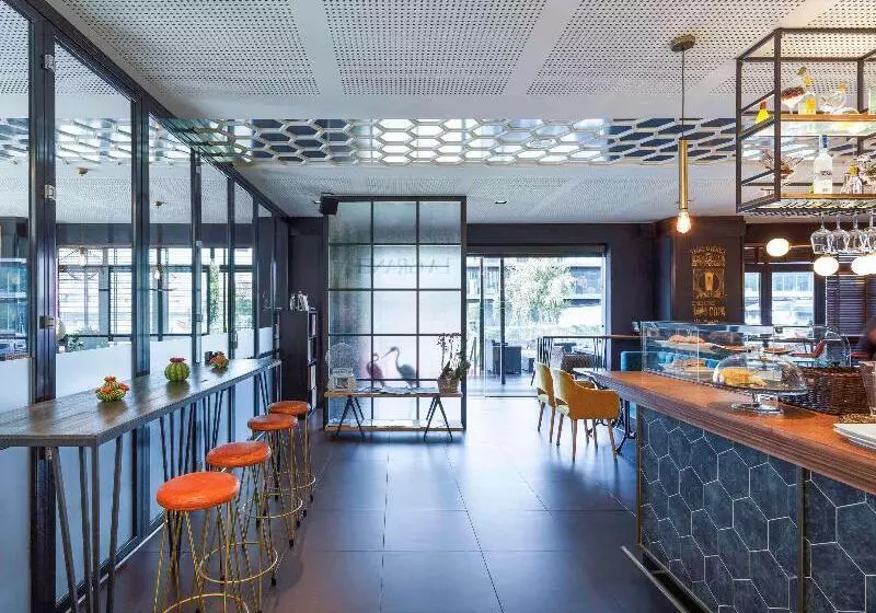 Fotos del hotel Ibis Styles A Coruna:  24