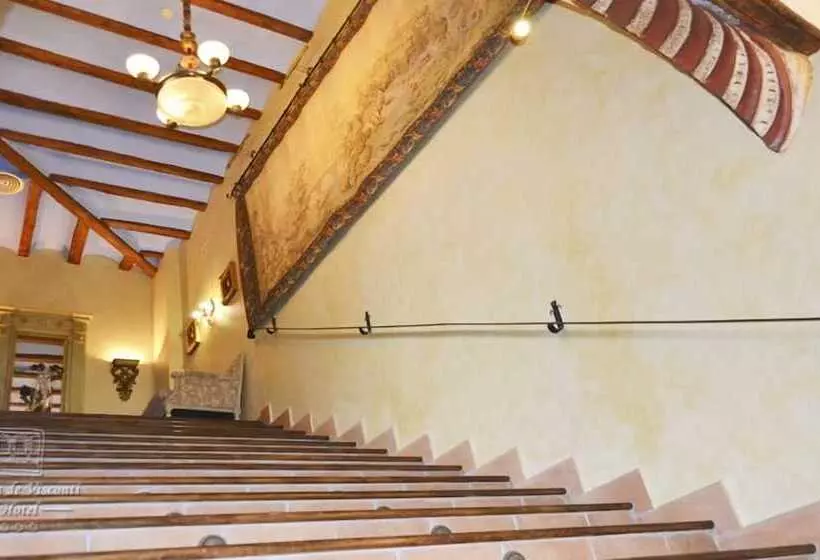 Fotos del hotel Condes De Visconti:  8