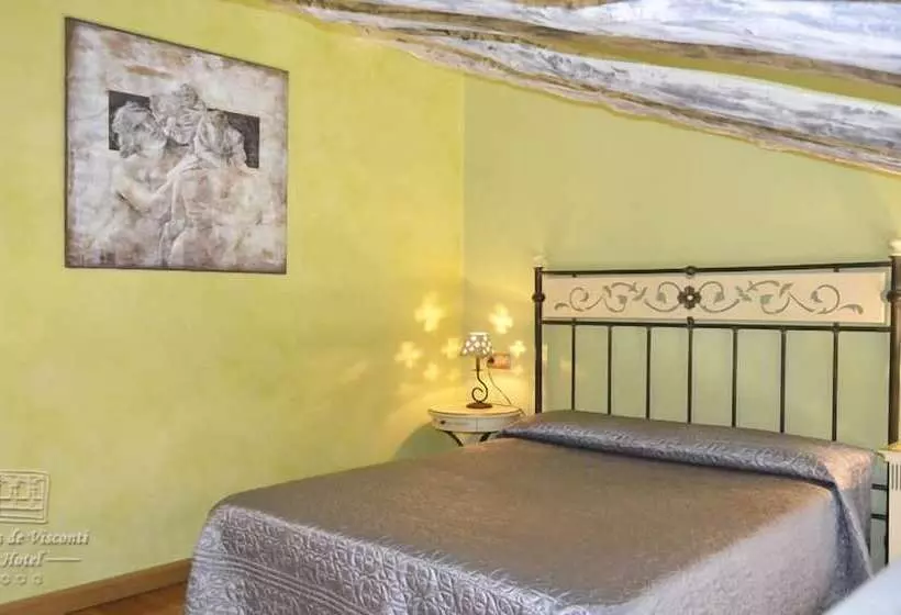 Fotos del hotel Condes De Visconti:  5