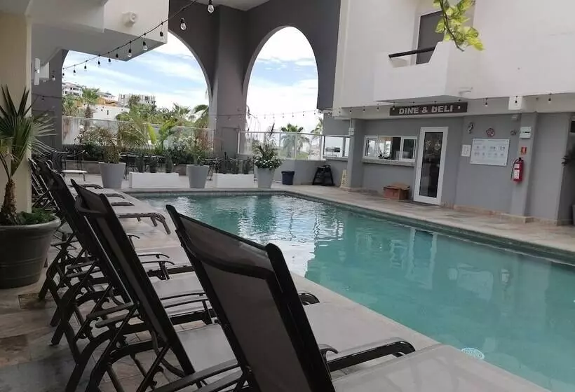 Fotos del hotel & Suites Las Palmas:  11