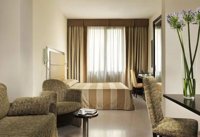 Fotos del hotel Fh55 Grand Hotel Mediterraneo:  16