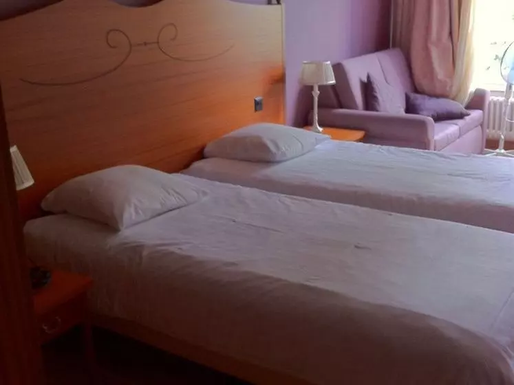 Fotos del hotel Hotel 33:  18