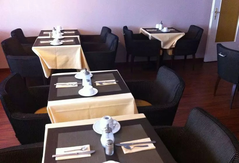 Fotos del hotel Hotel 33:  10