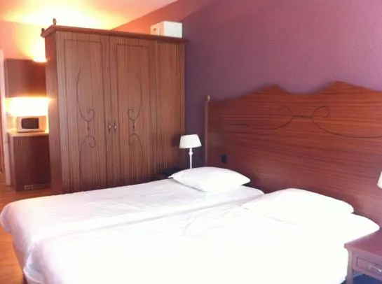 Fotos del hotel Hotel 33:  15