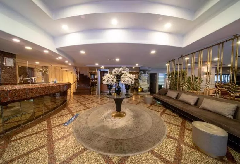 Fotos del hotel All Seasons:  4