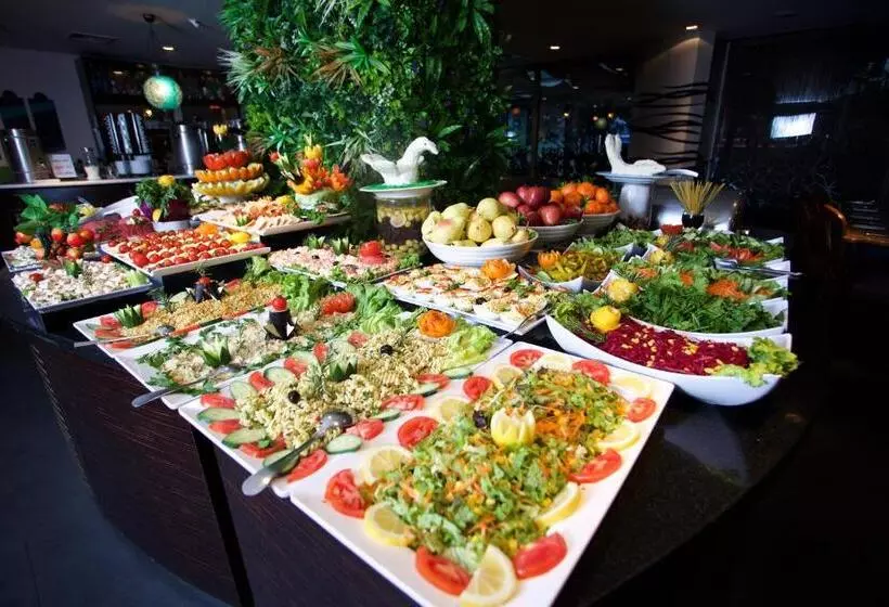 Fotos del hotel All Seasons:  11