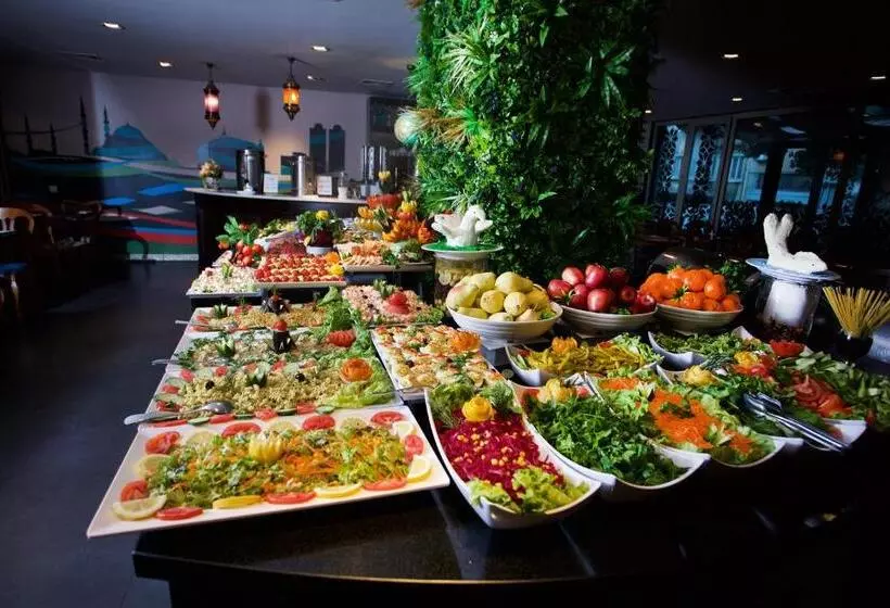 Fotos del hotel All Seasons:  8