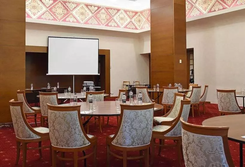 Fotos del hotel Natsionalny:  4