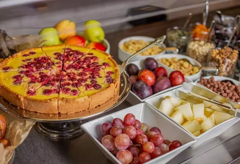 Fotos del hotel Natsionalny:  18