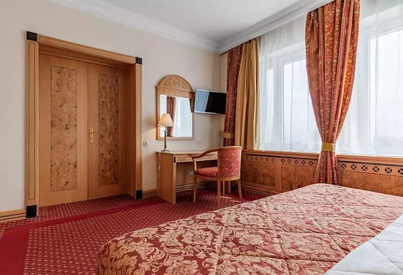 Fotos del hotel Natsionalny:  19