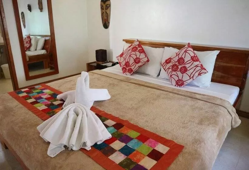 Nigi Nigi Nu Noos Beach Resort