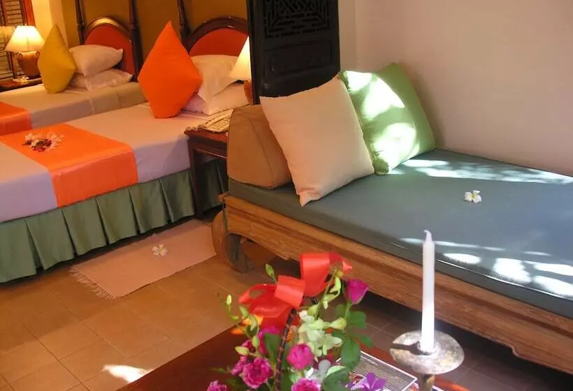 Fotos del hotel White House Beach Resort:  6