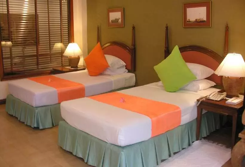 Fotos del hotel White House Beach Resort:  4