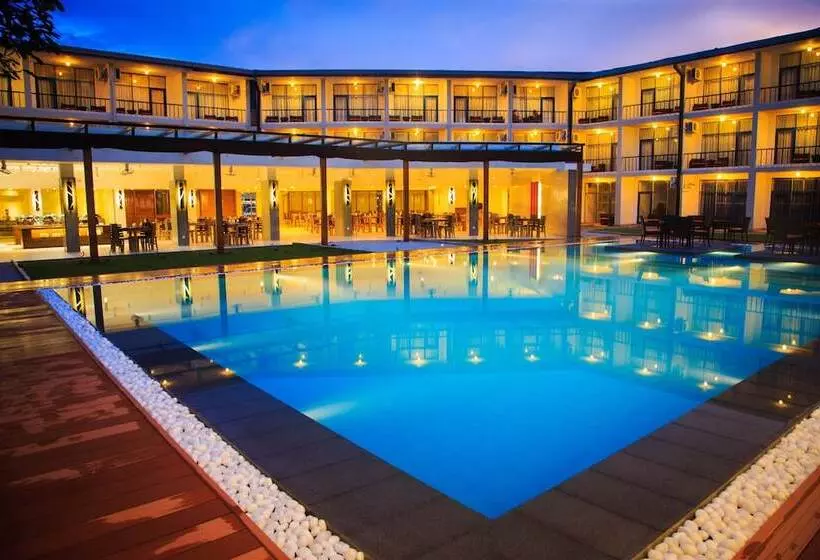 Fotos del hotel Camelot Beach:  3