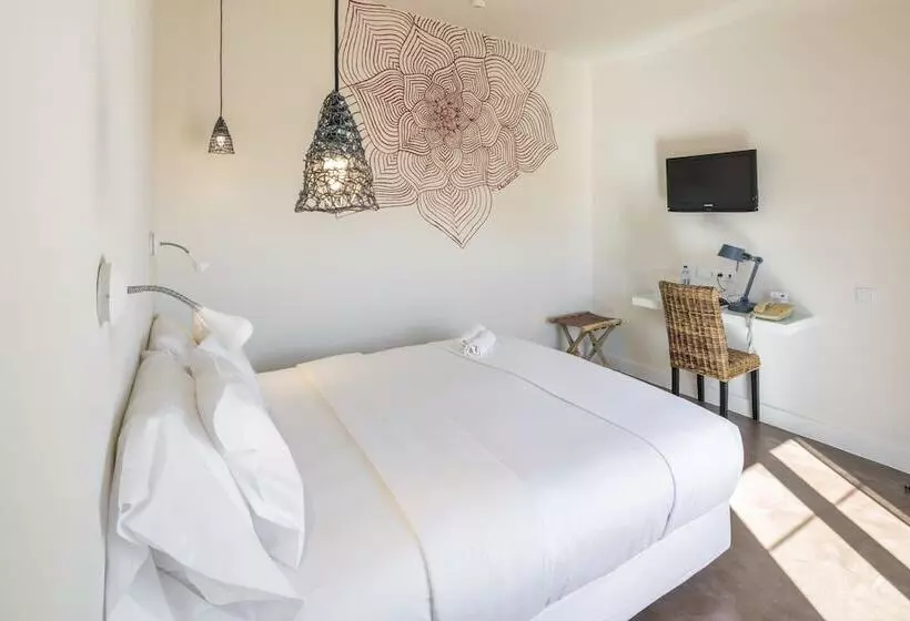 Costa D’oiro Ambiance Village