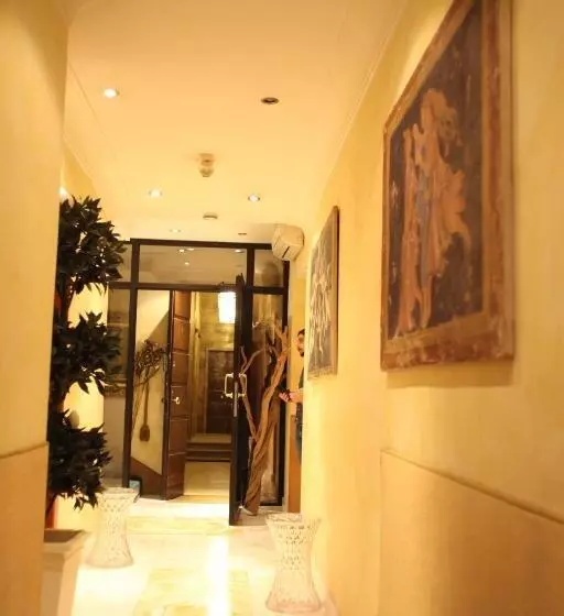 Fotos del hotel Luxury Rooms H 2000 Roma:  5