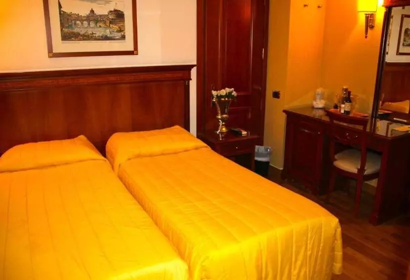 Fotos del hotel Luxury Rooms H 2000 Roma:  10