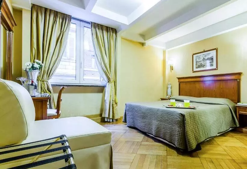 Fotos del hotel Luxury Rooms H 2000 Roma:  11