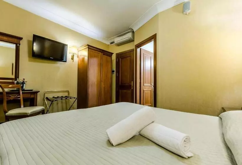 Fotos del hotel Luxury Rooms H 2000 Roma:  24