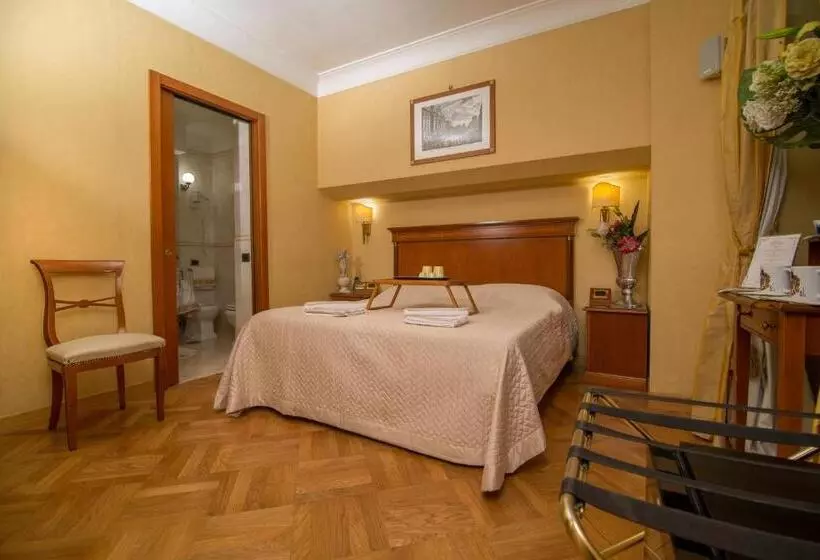 Fotos del hotel Luxury Rooms H 2000 Roma:  20