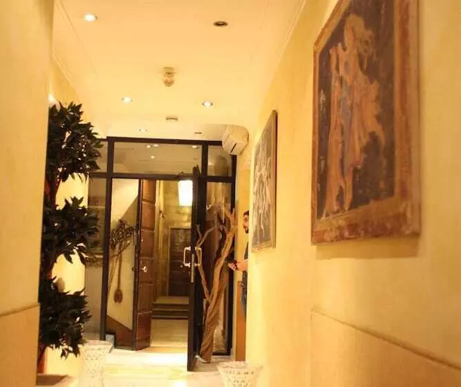 Fotos del hotel Luxury Rooms H 2000 Roma:  2