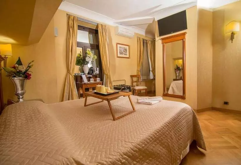 Fotos del hotel Luxury Rooms H 2000 Roma:  21