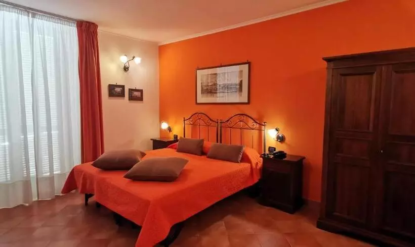 Fotos del hotel Neapolis:  12