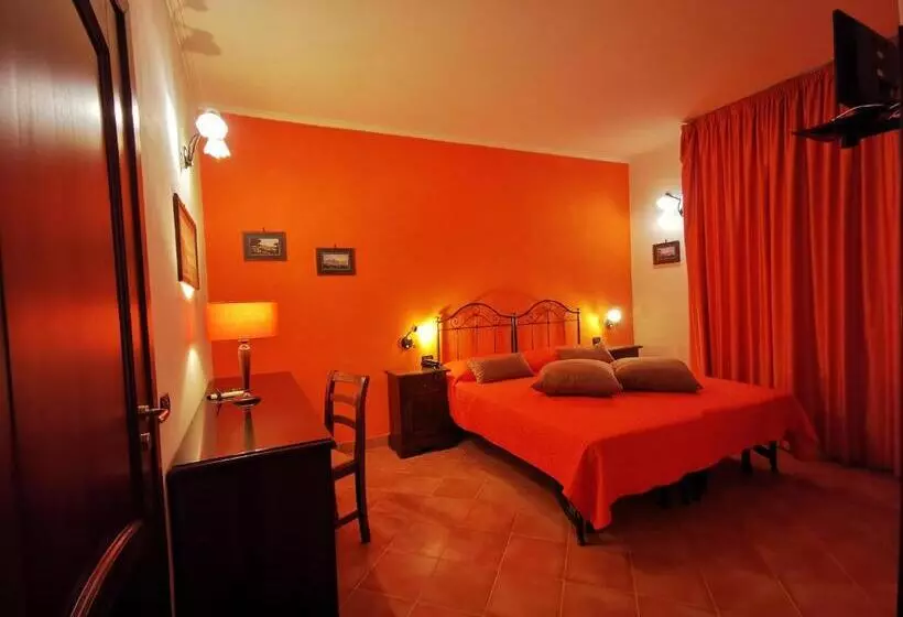 Fotos del hotel Neapolis:  11