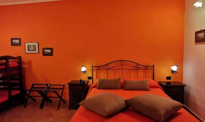 Fotos del hotel Neapolis:  16